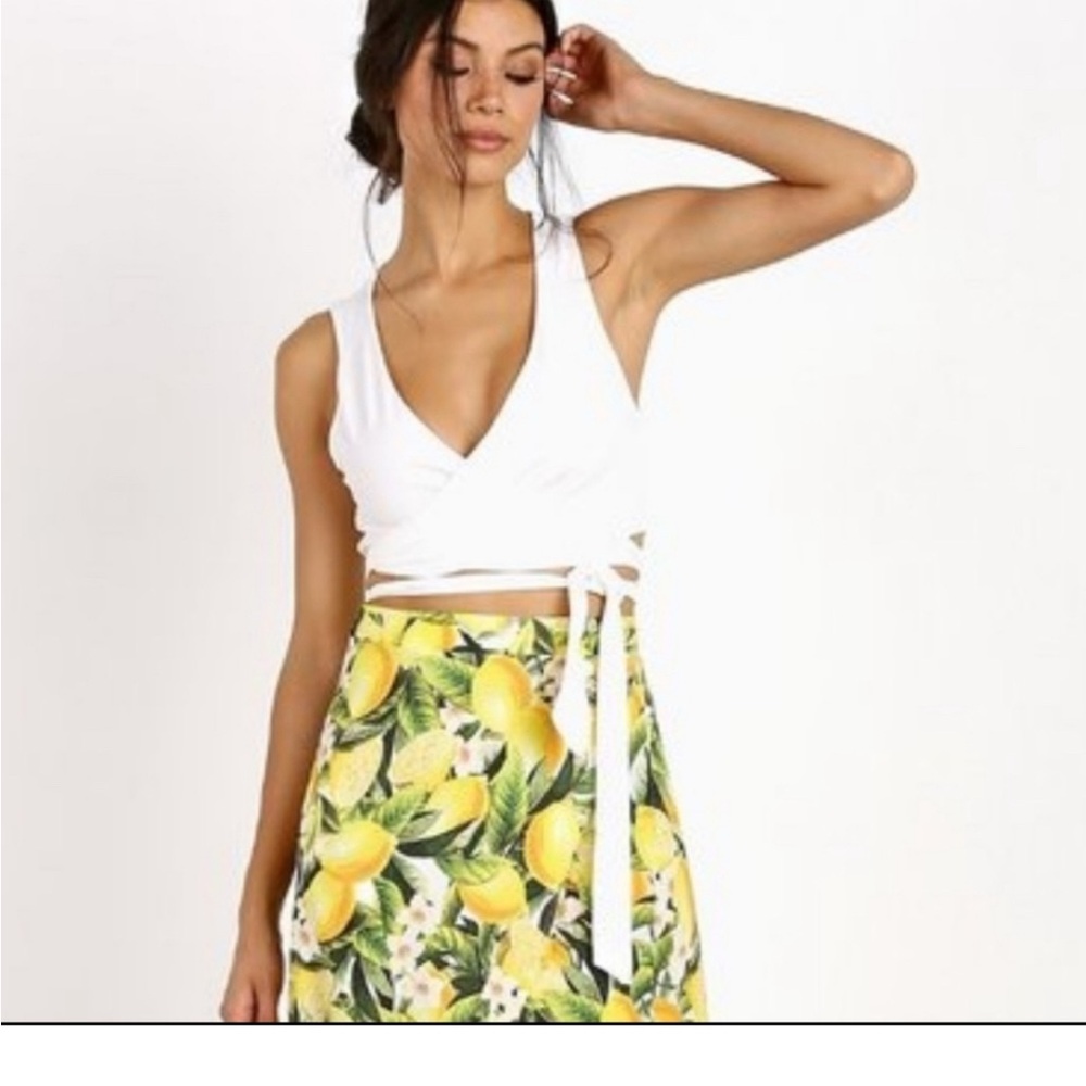 NWOT Show Me Your MuMu White Congo Wrap top 
Laguna Crinkle